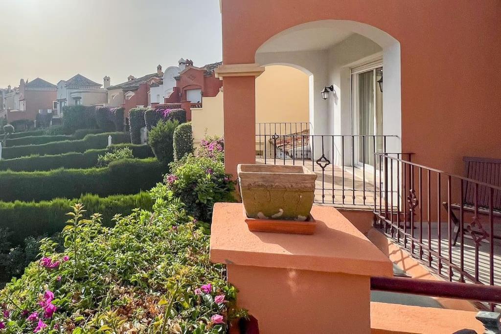 Oleholidays Adosado Alzambra Vasari Puerto Banus Holiday home